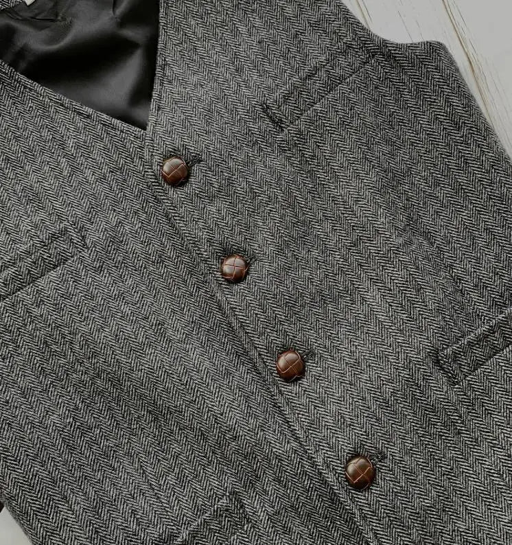 Lars | Vest