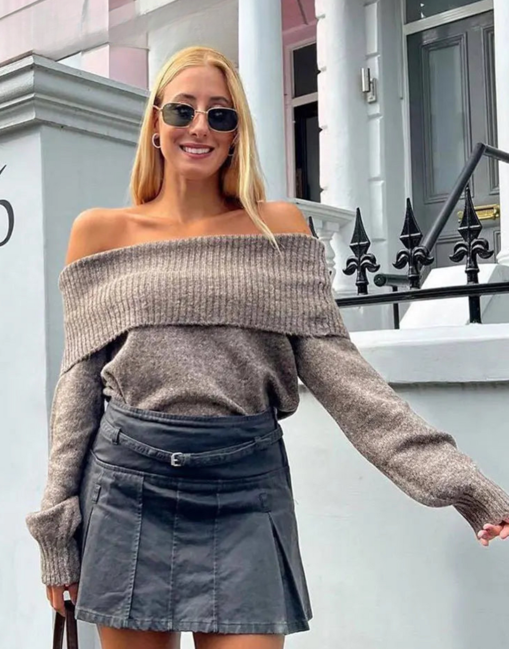 Lara | Off-Shoulder Sweater