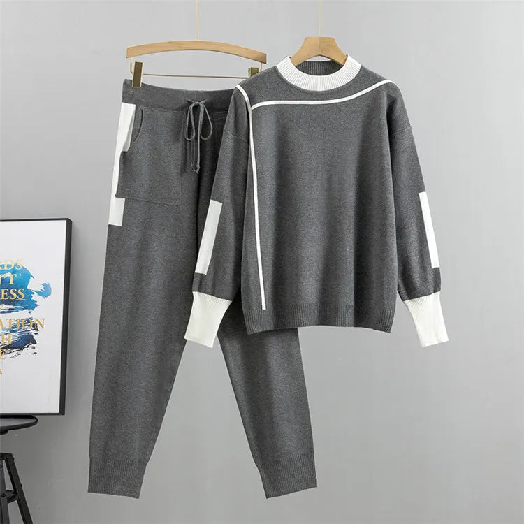 Airan | Rundhalspullover und Jogginghose Set