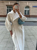 Calista | Weißer Wollmantel für den Winter