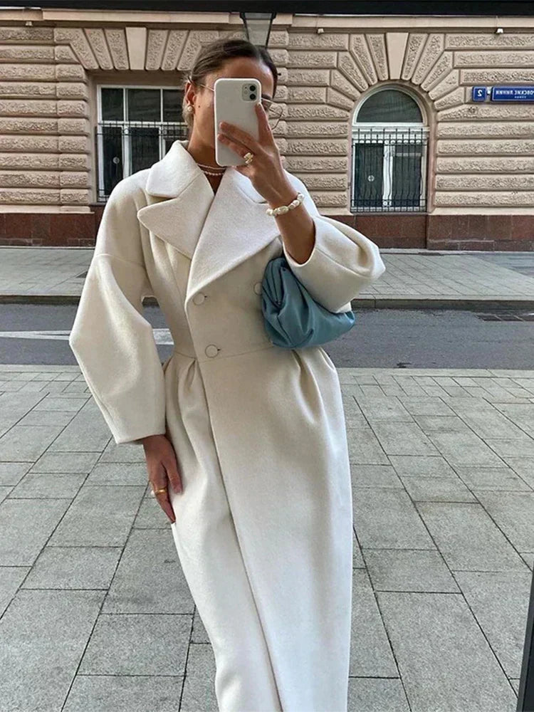 Calista | Weißer Wollmantel für den Winter