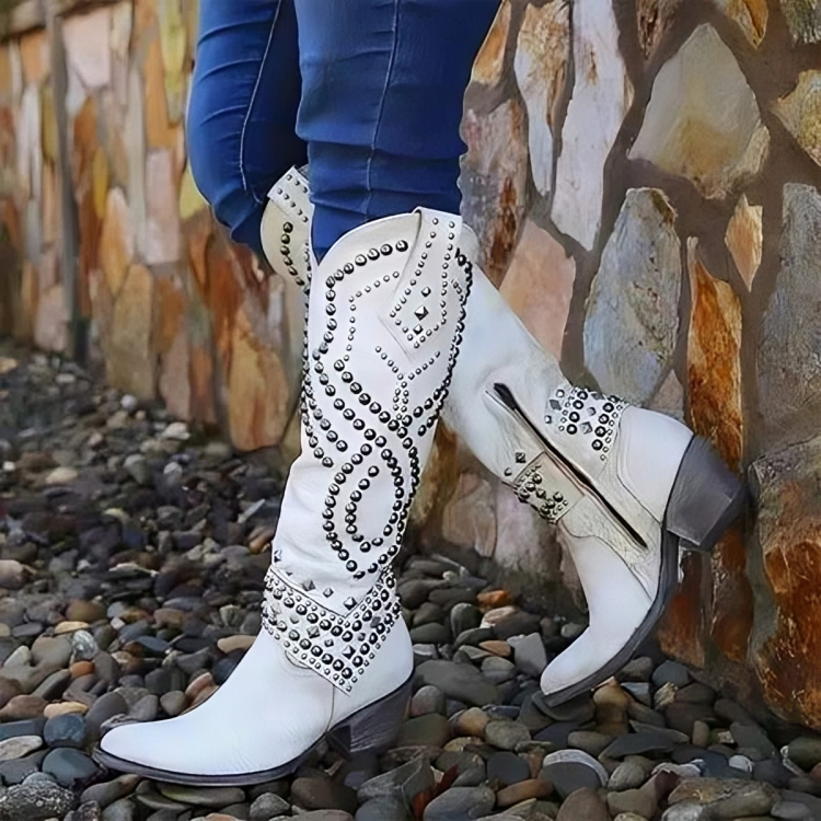 Blessie | Kniehohe Stiefel mit Nieten-Detail