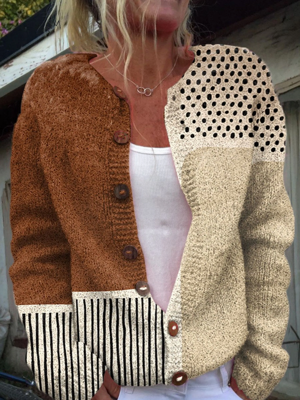 Sandra | Minimalistische, abstrakte Polka-Dot-Strickjacke mit Knöpfen