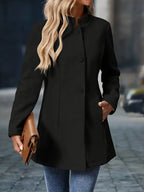 Carys | Mittellange Geknöpfte Jacke