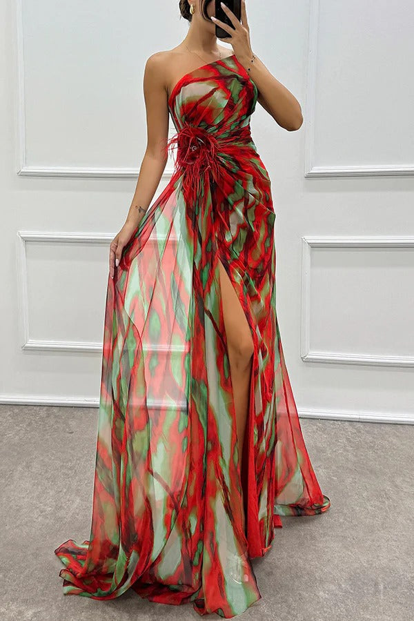 Vibrantes Drapiertes Kleid