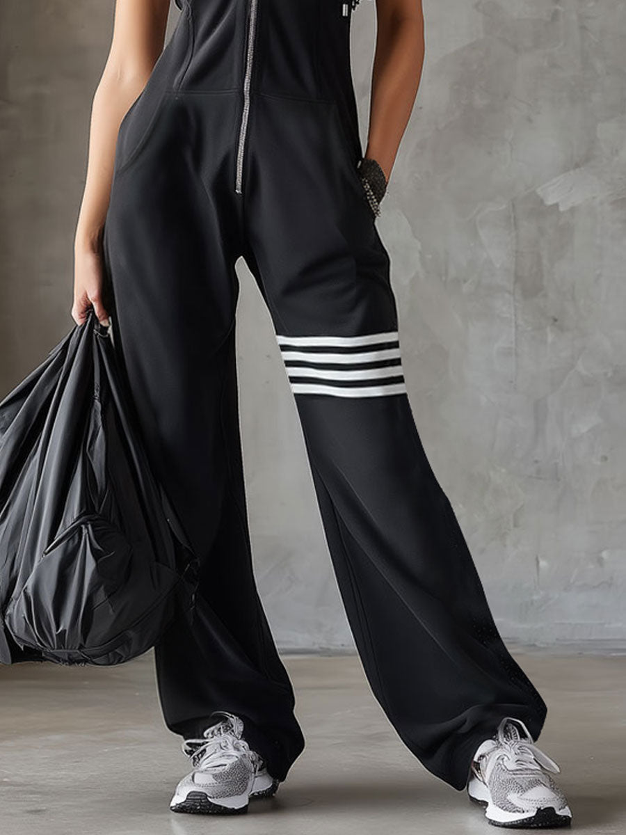 Danielle - Retro Sport-Jumpsuit mit Kapuze und Streifen