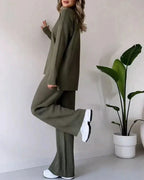 Lola - Essentielles Set mit passendem Pullover