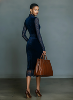 Samt Midi Kleid V-Ausschnitt Spitz