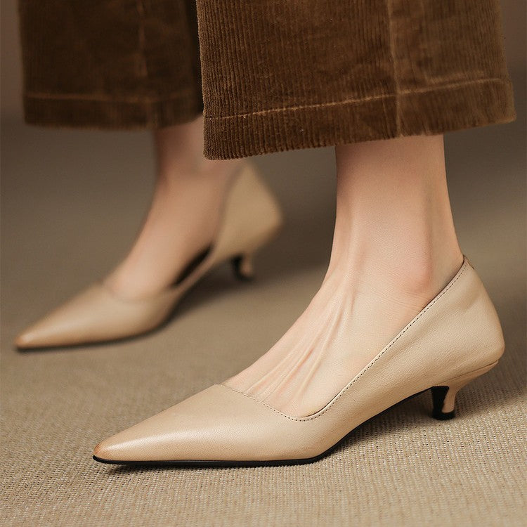 Orlisse Leder Kitten Heel Pumps