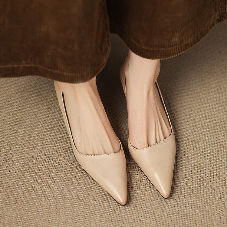 Orlisse Leder Kitten Heel Pumps