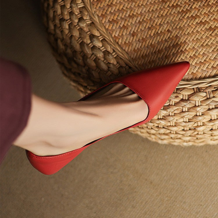 Orlisse Leder Kitten Heel Pumps