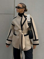 Lova | Modische Beige Jacke