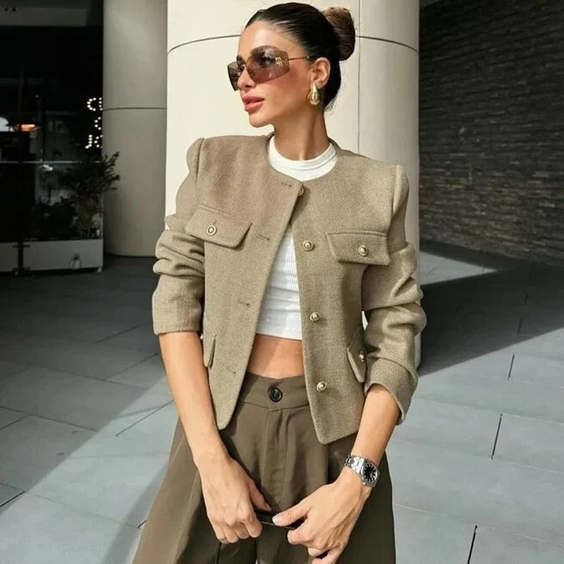 Sara | Elegante Jacke mit Goldknöpfen