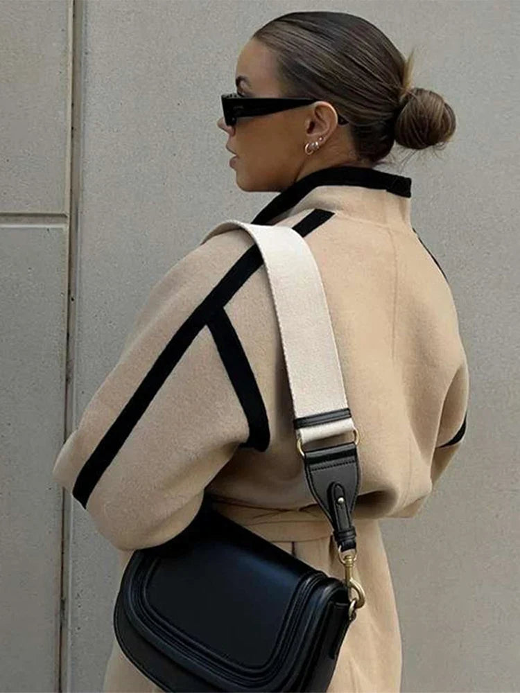 Lova | Modische Beige Jacke