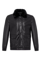 "Emil | Jacke mit Doppelten Taschen" could be rewritten as "Emil | Jacke mit Zwei praktischen Taschen".