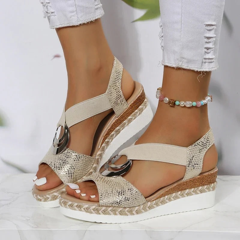 Myla – Elegante Plateausandalen