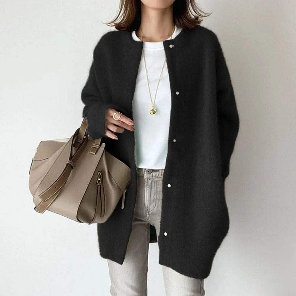 Leonie | Strickjacke mit Knopfdetails