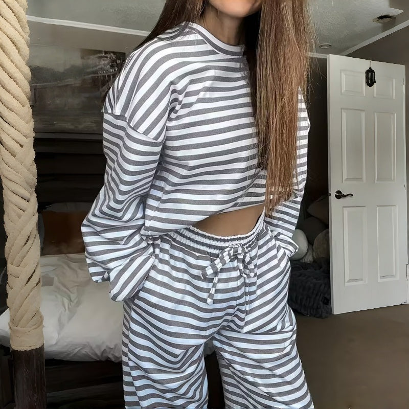 Aunora | Zweiteiliges gestreiftes Pyjama-Set