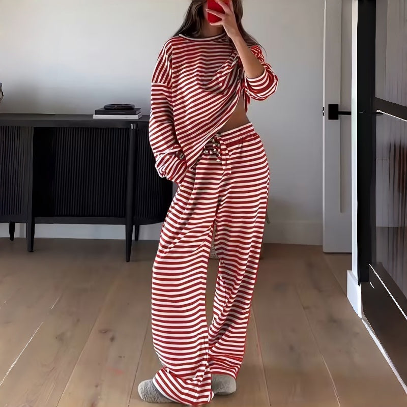 Aunora | Zweiteiliges gestreiftes Pyjama-Set